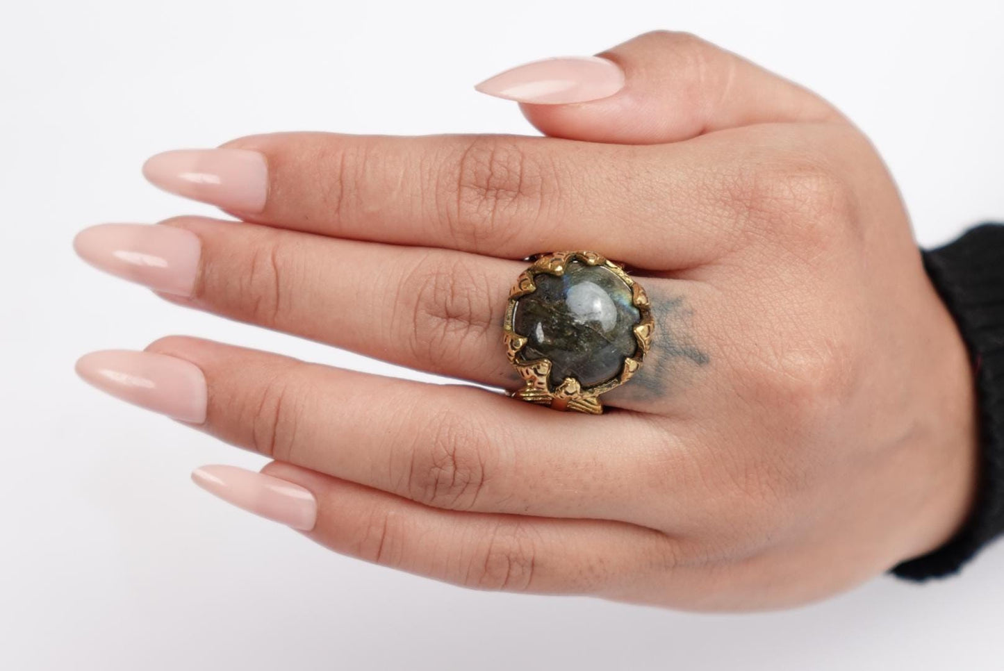 Turquoise Stone Statement Ring – Antique Silver Boho Ring | Vintage Western Style