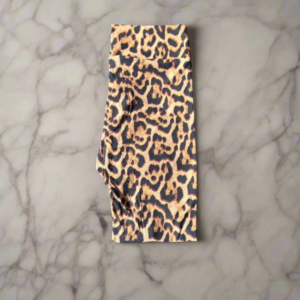 Trendy leopard print leggings