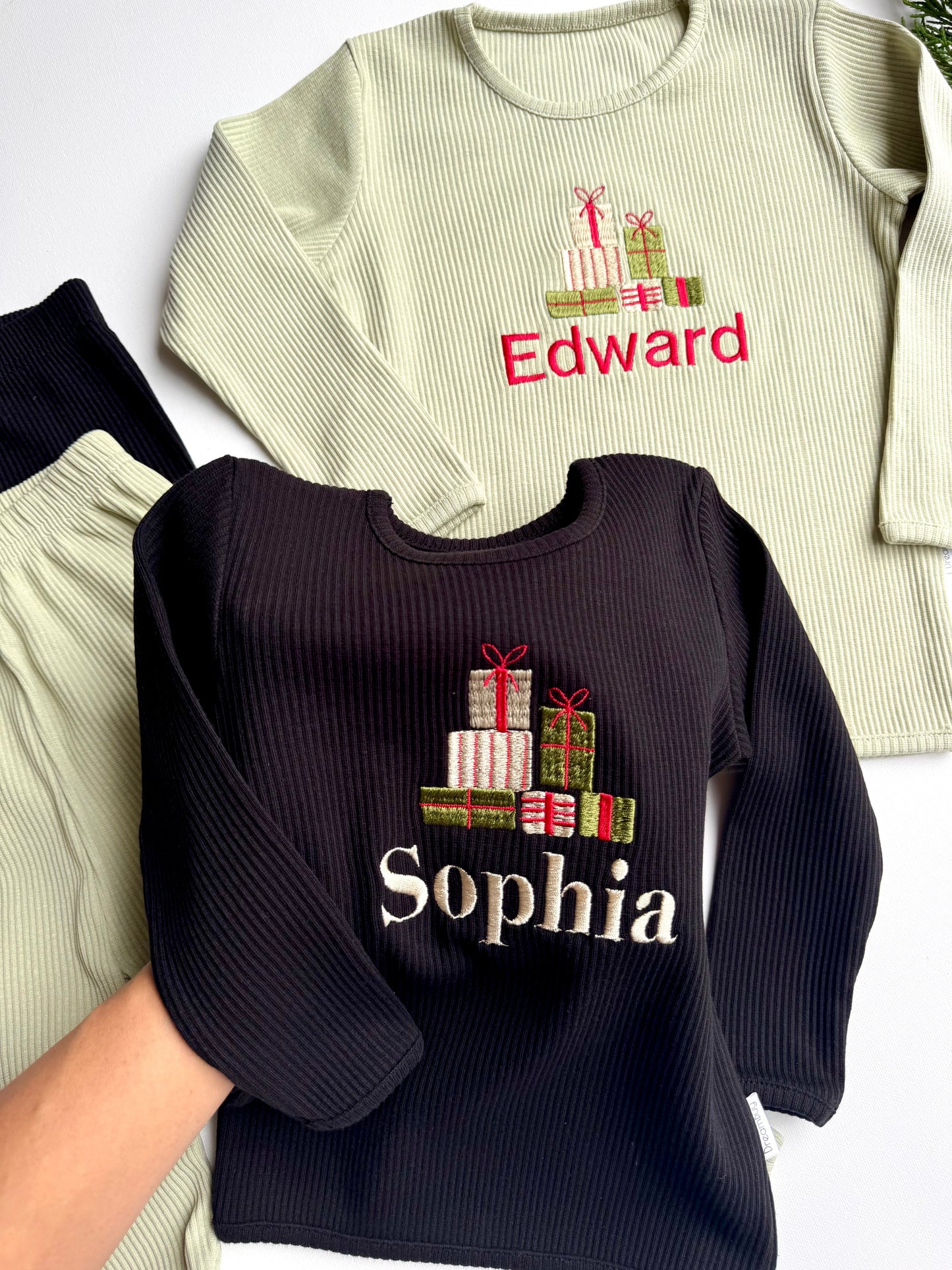 Personalized Embroidered Ribbed Lounge Set – Custom Name & Gift Box Design