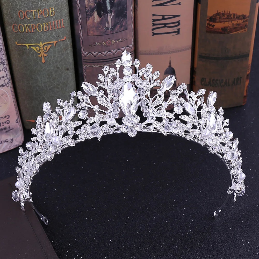 Sparkling Crystal Bridal Jewelry Set – Tiara, Necklace & Earrings for Weddings
