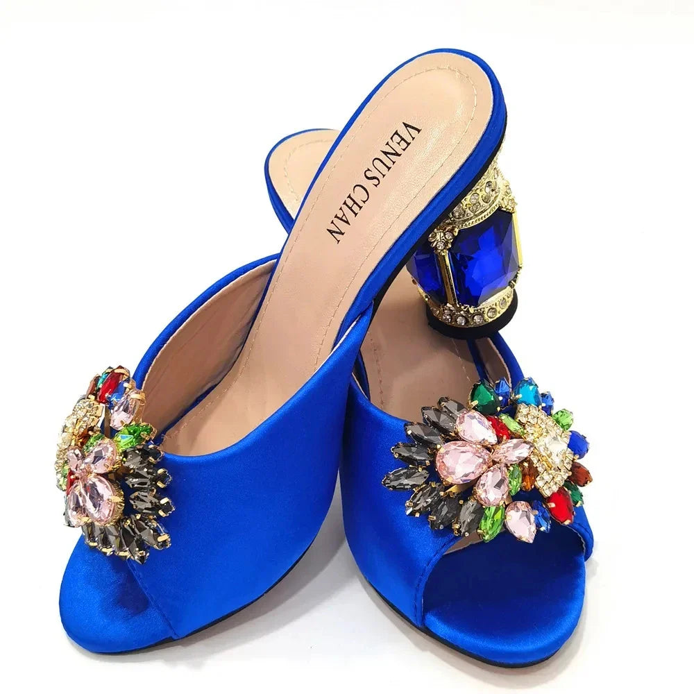Nigeria Popular New Elegant Red Color Chunk Heels Sandals for Simple And Versatile Exquisite Party Shoes And Bag Set