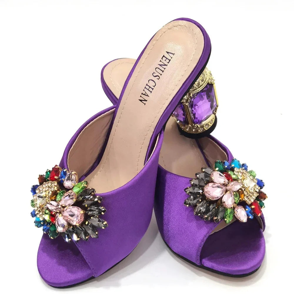 Nigeria Popular New Elegant Red Color Chunk Heels Sandals for Simple And Versatile Exquisite Party Shoes And Bag Set
