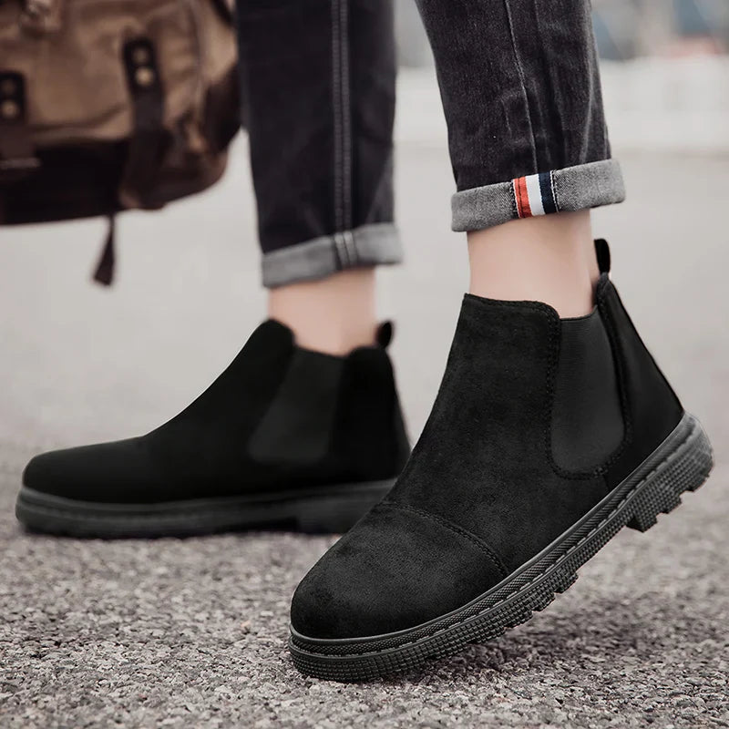 New Winter Boot Casual Shoes for Men Round Toe Slip-on Trendy All-match British Style Winter Boot Anti-slip Classic Simple Casua