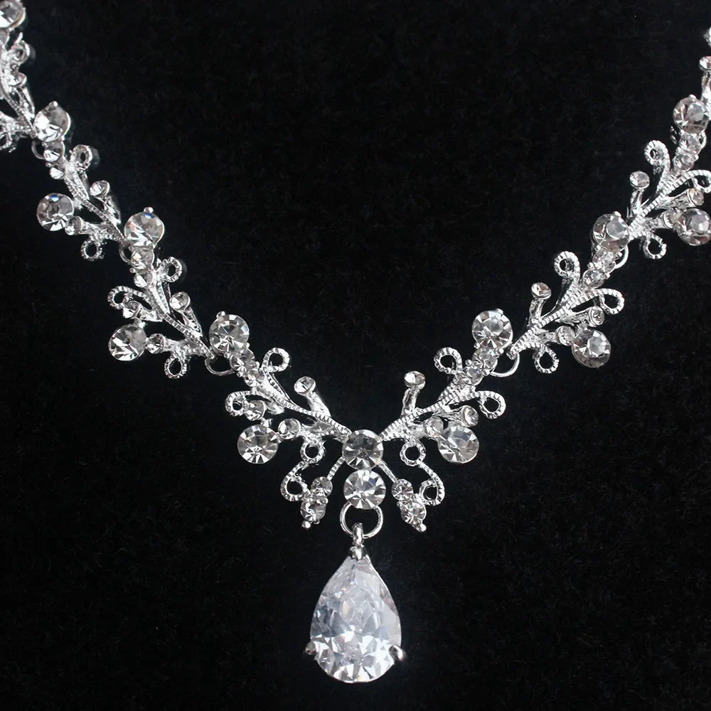 Sparkling Crystal Bridal Jewelry Set – Tiara, Necklace & Earrings for Weddings