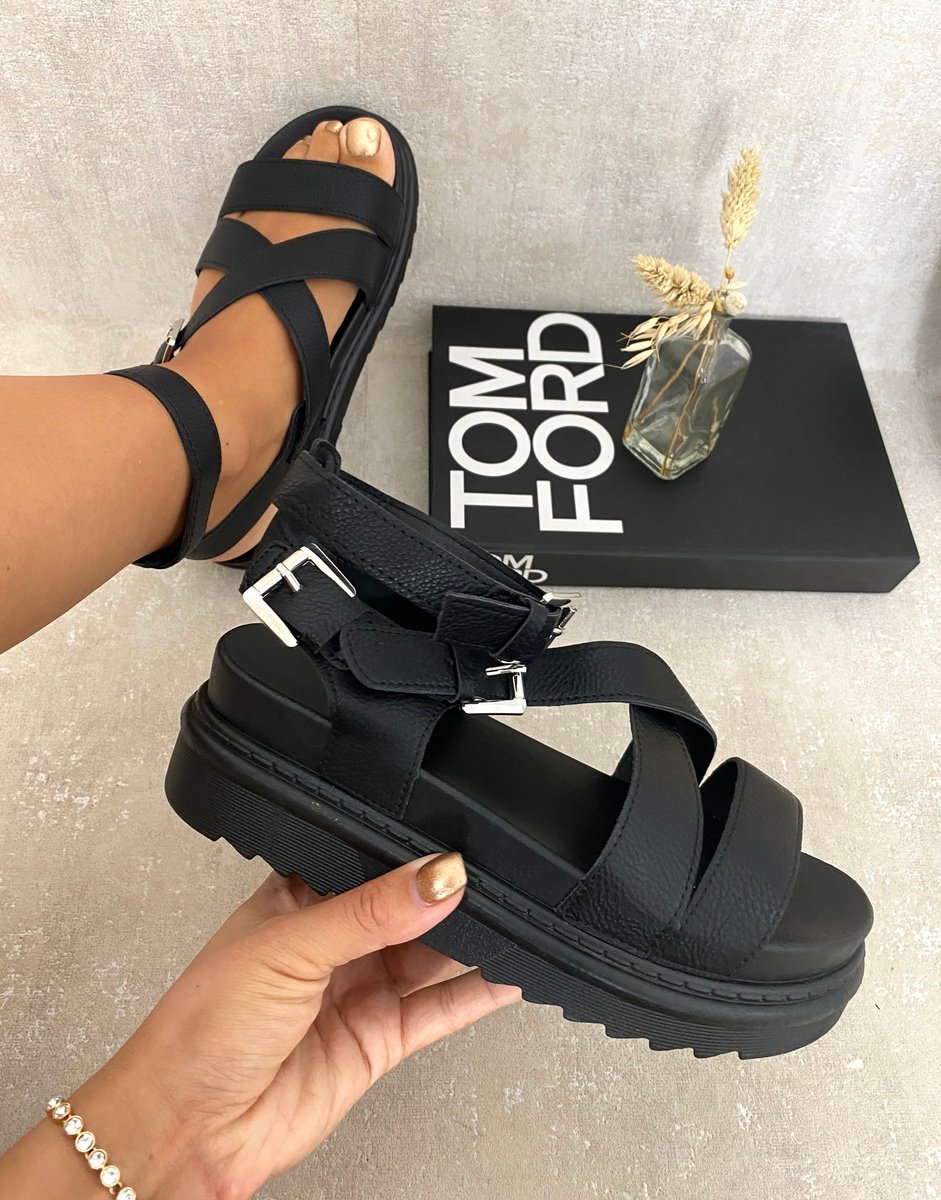 Criss Cross Ankle Strap Chunky Sandals-4
