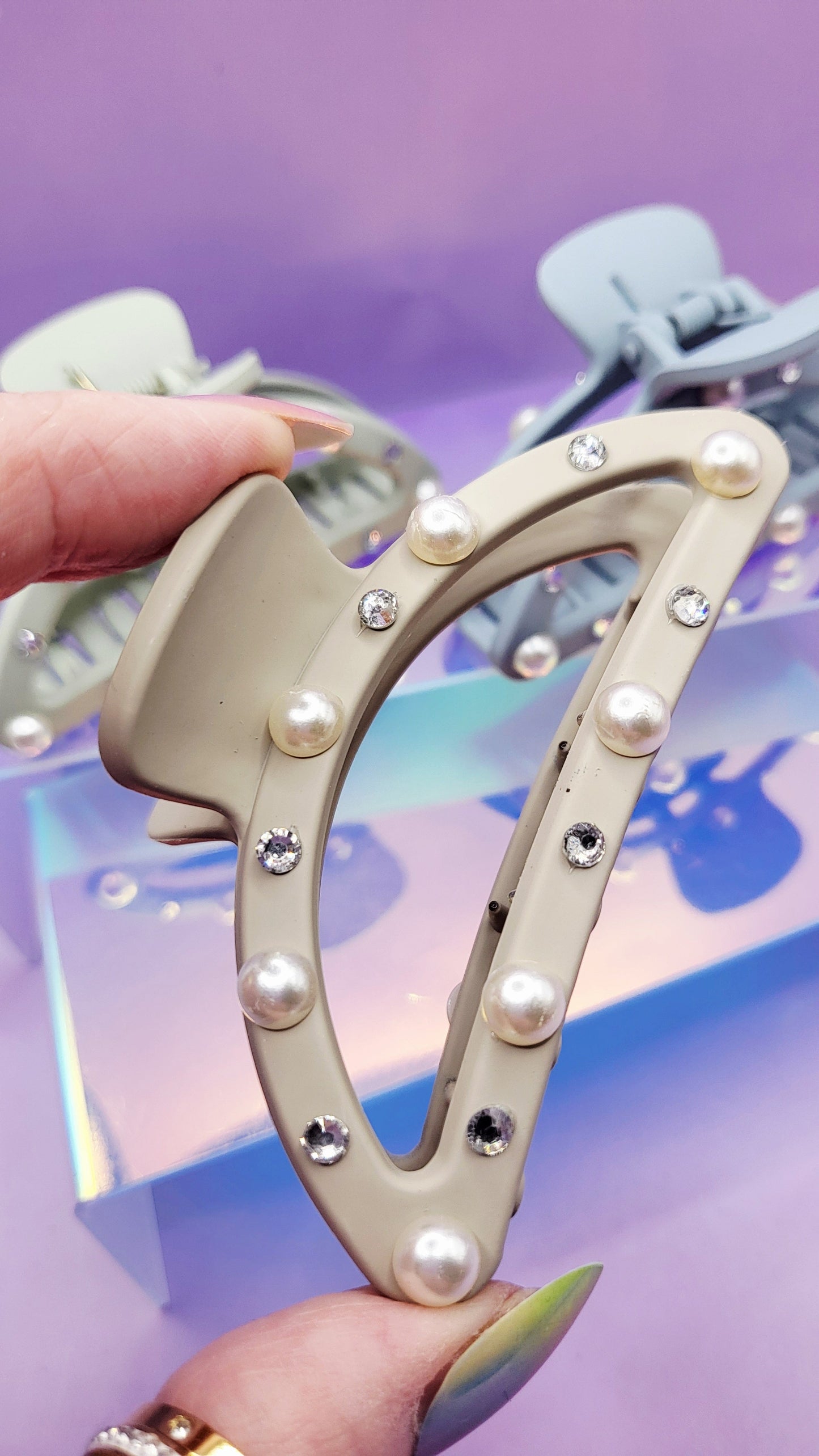 Pearl Essence Curve Hair Clamps Pack of 12