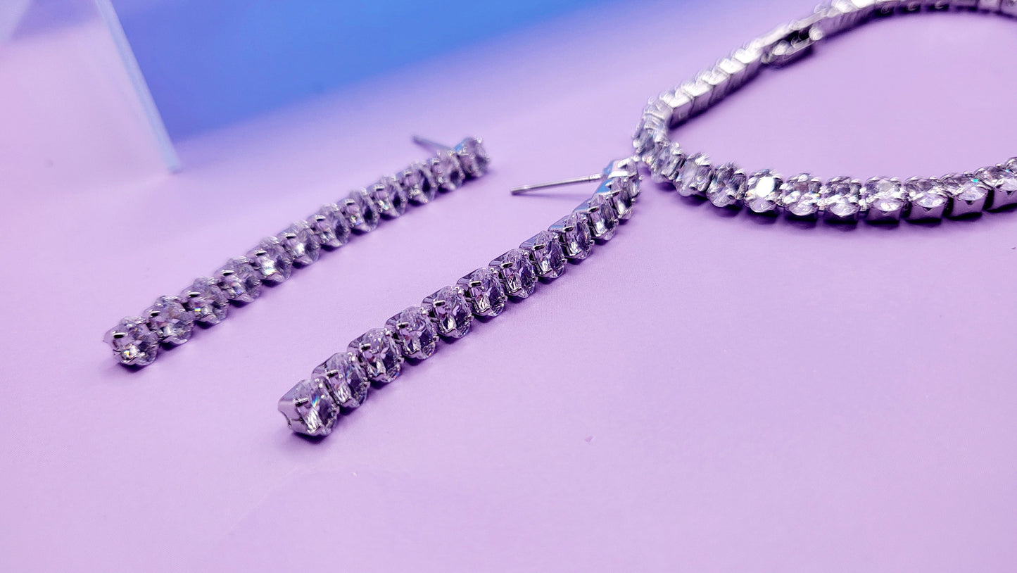 Sparkly Round Crystal Trio Necklace, Earrings & Bracelet