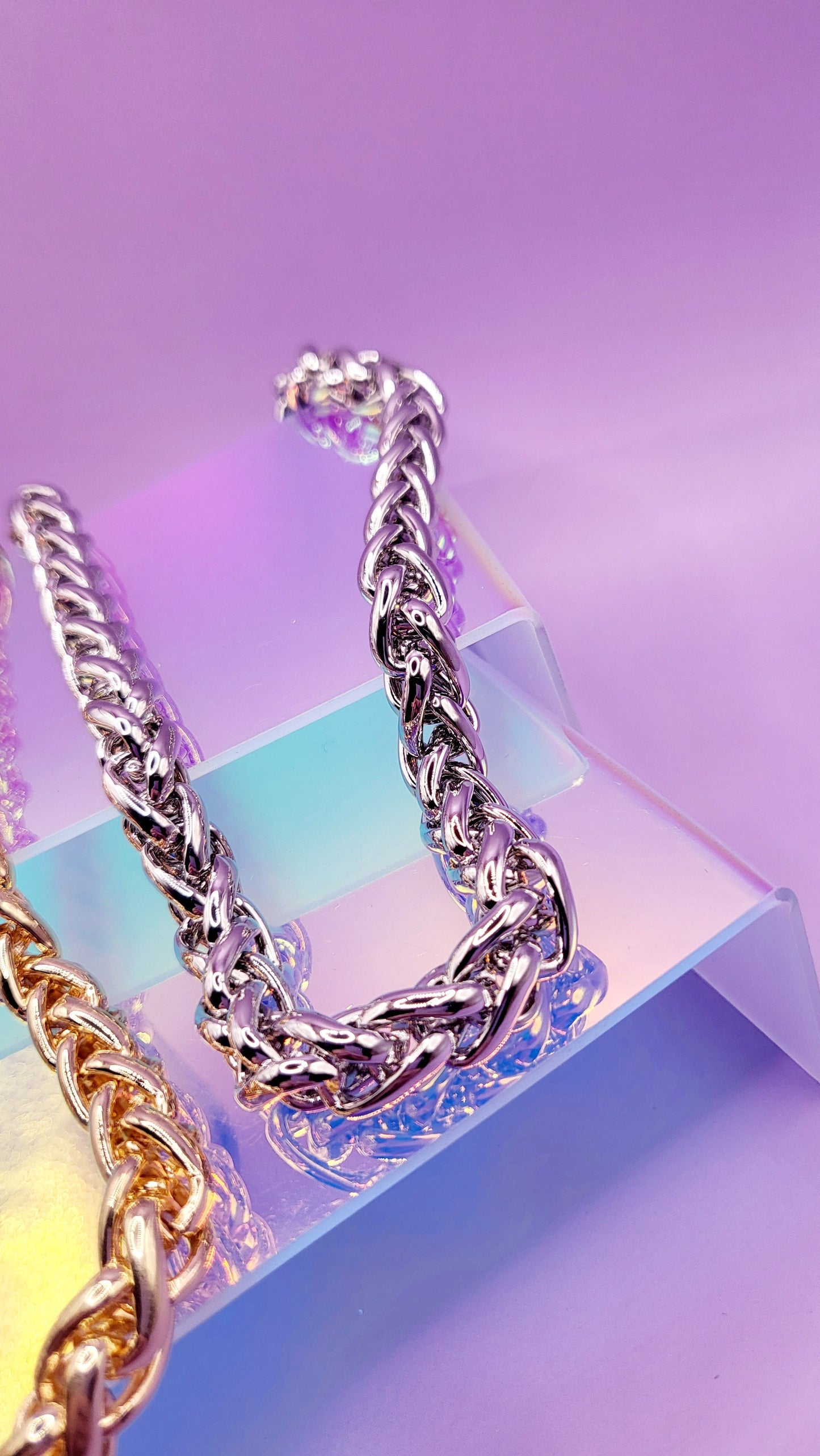 Shiny Figaro Chain Necklace