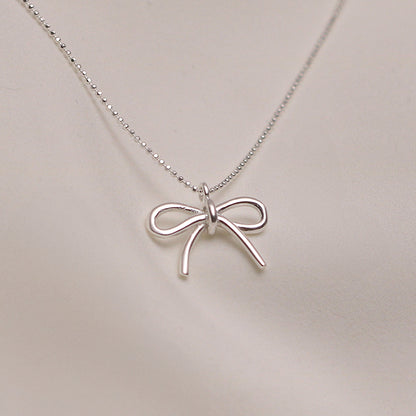 Bow pendant necklace-1