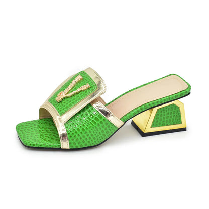 New Ladies Dress Shoes Decorated with Appliques Closed Toe Heels Ladies Shoes and Sandals Luxury Brand Shoes Women Wedding Pumps