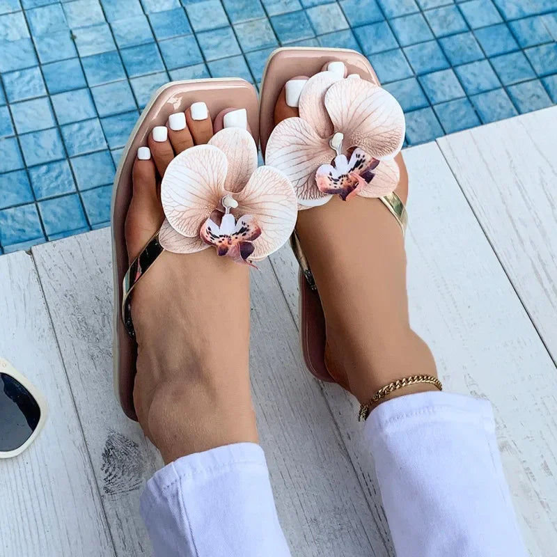 New Flip Flops Women's Slippers 2025 Summer Square Toe Flat Sandals Outdoor Casual Slippers Women Fashion Flowers Shoes Ladies