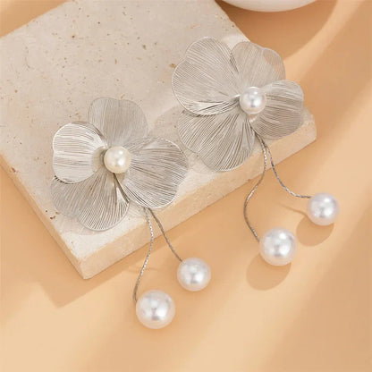 Romantic Flower Petal Long Tassel Drop Earrings for Women 2024 Trend Imitation Pearl Hanging Piercing Earrings Wed Jewelry Gift