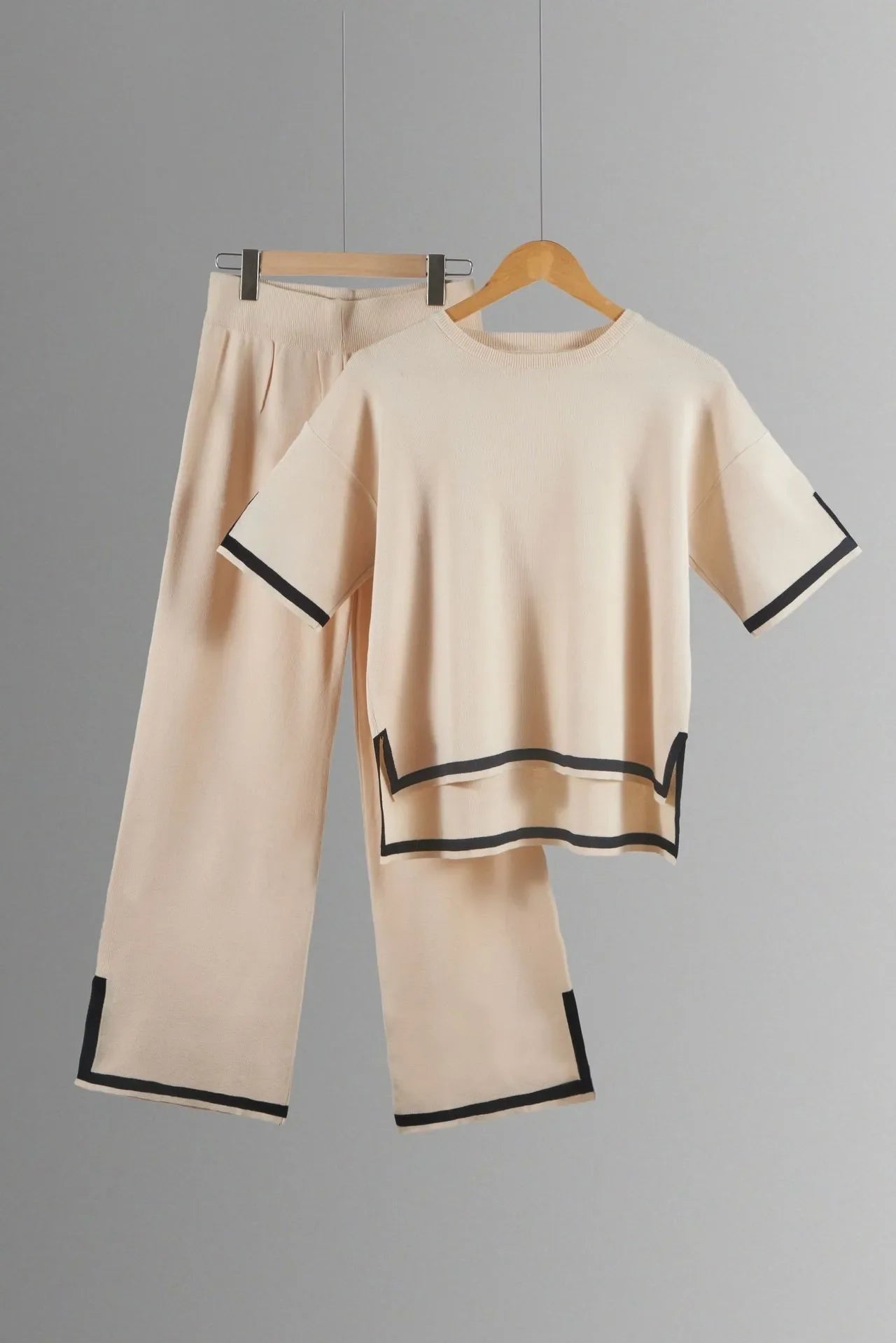 Two-piece Summer New Knitted Elegant Trousers Suit Short-sleeved Pullover Wide-leg Pants Casual Home Two-piece Women's Set