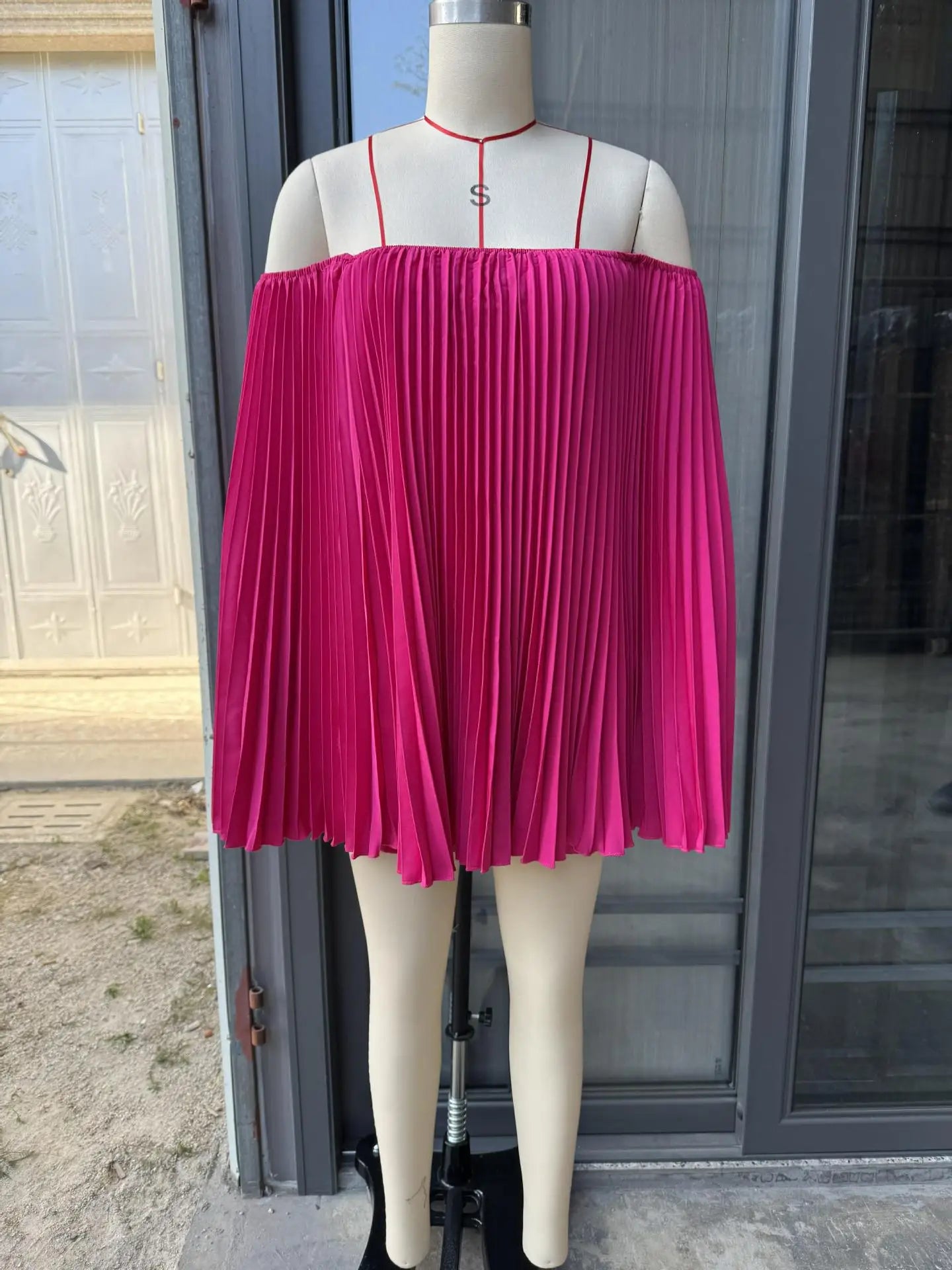 Women's Sexy One Shoulder Pleated Chiffon Long Sleeve Shorts 2 Piece Fashion Loose Shawl Sleeves Elegant Female Beach Shorts Set