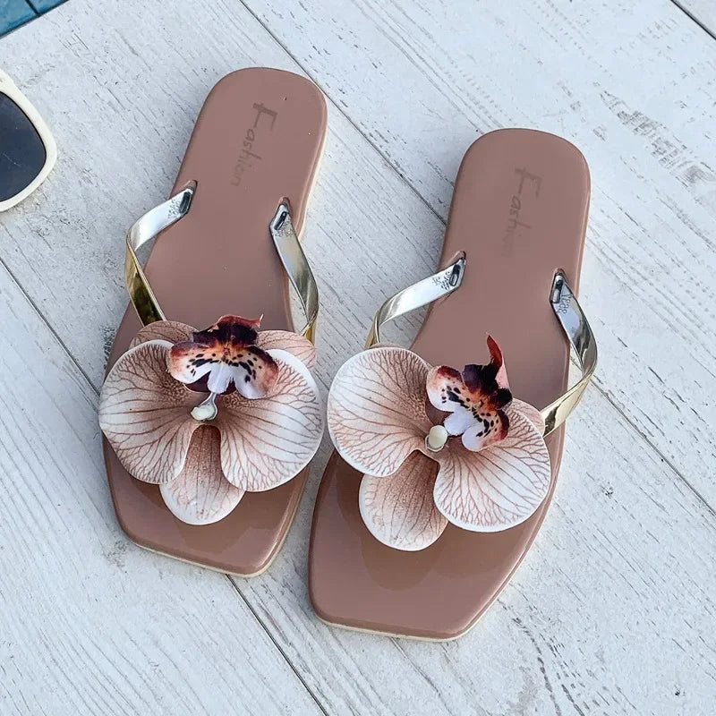 New Flip Flops Women's Slippers 2025 Summer Square Toe Flat Sandals Outdoor Casual Slippers Women Fashion Flowers Shoes Ladies