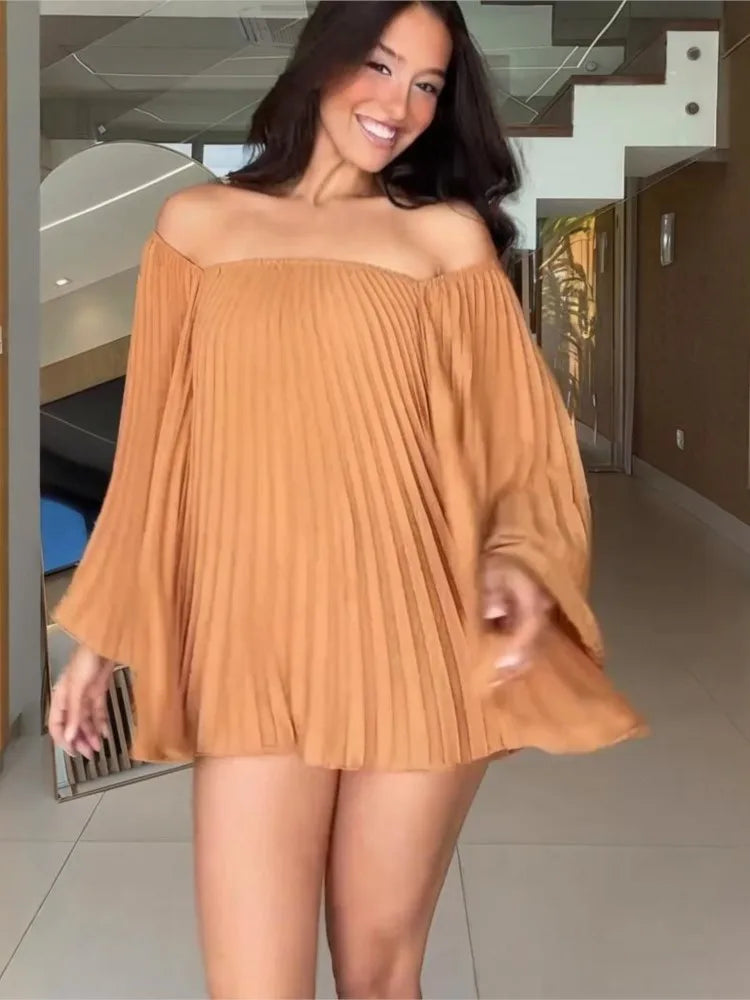 Women's Sexy One Shoulder Pleated Chiffon Long Sleeve Shorts 2 Piece Fashion Loose Shawl Sleeves Elegant Female Beach Shorts Set