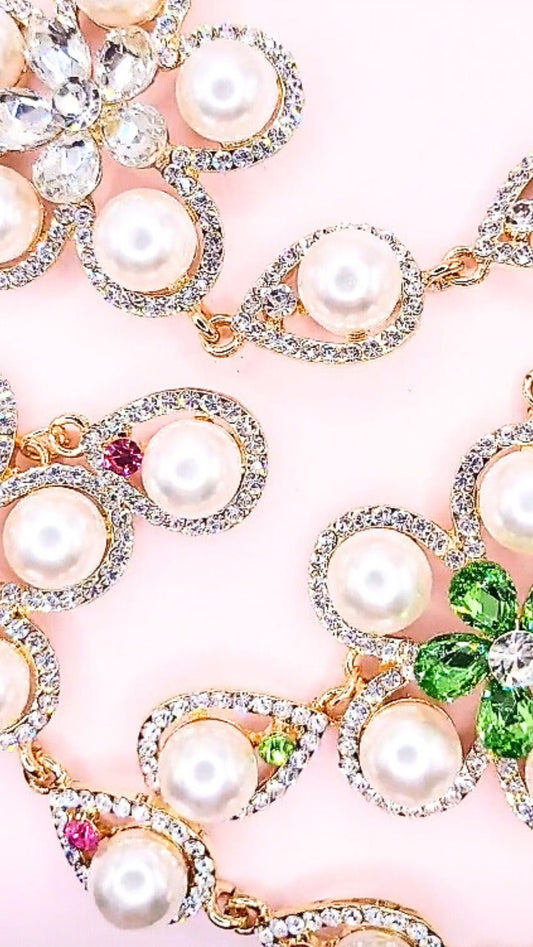 Pearl Crystal Flower Necklace & Earrings