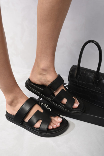Cut Out Strappy Slip On Flats-3