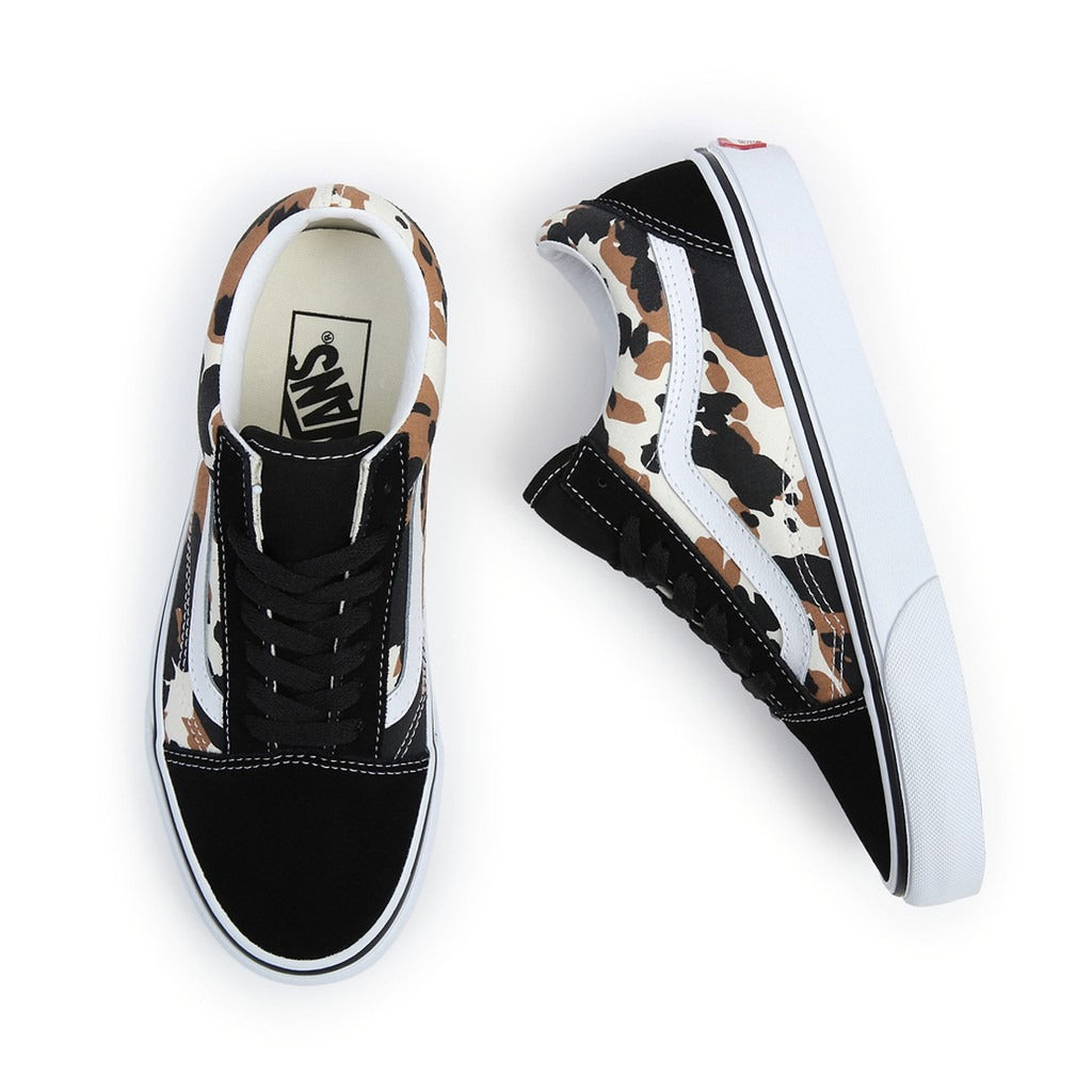 Vans Old Skool Multi/True White – Unisex Retro Skate Sneakers (VN0A5KRSMUL1)