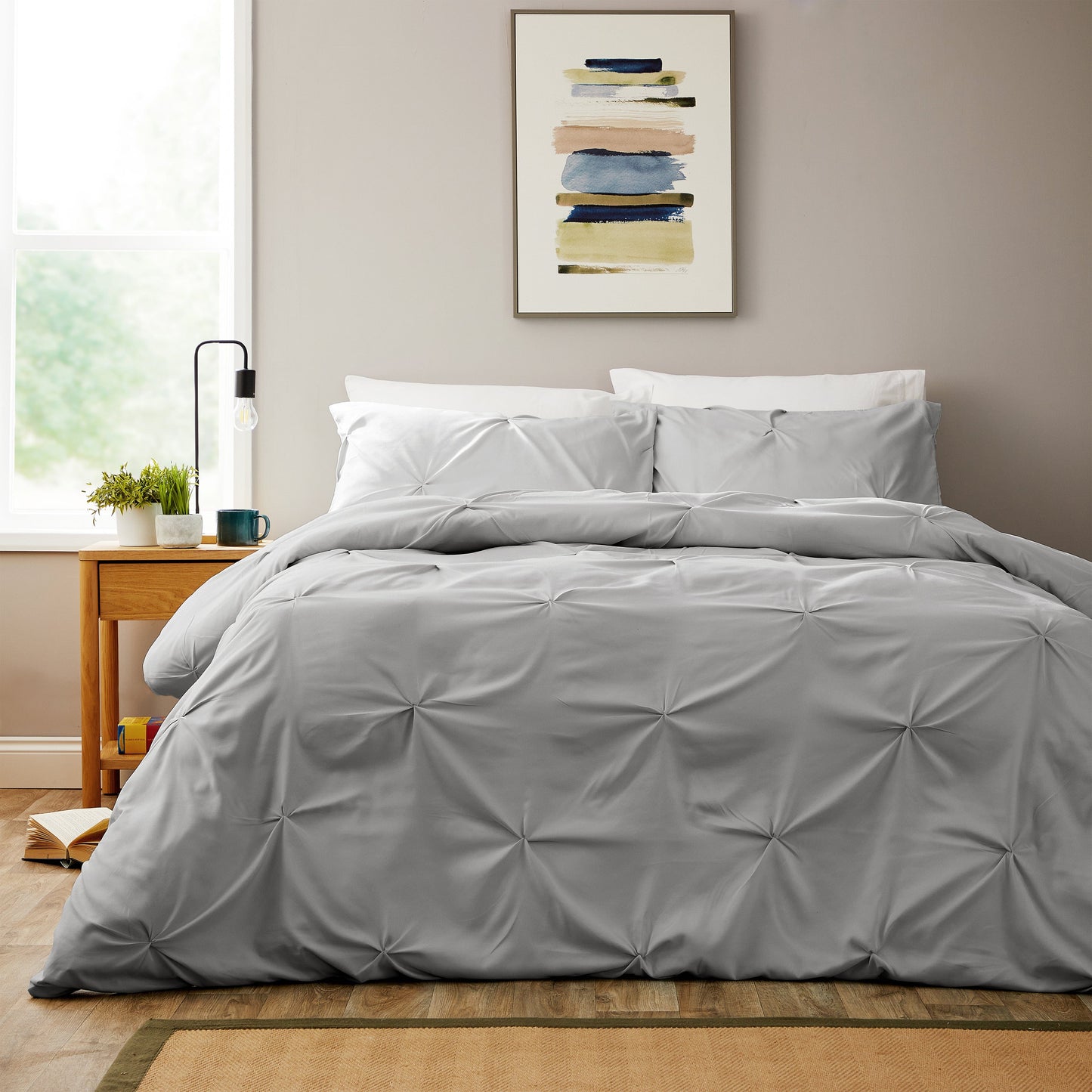 OLIVIA ROCCO Textured Pintuck Ruffles Pleated Microfibre Duvet Cover Sets with Pillowcases Soft Breathable Easy Care Bedding Set Quilt Covers
