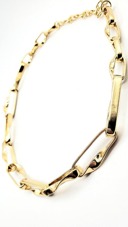 Rectangular Link Chain Necklace