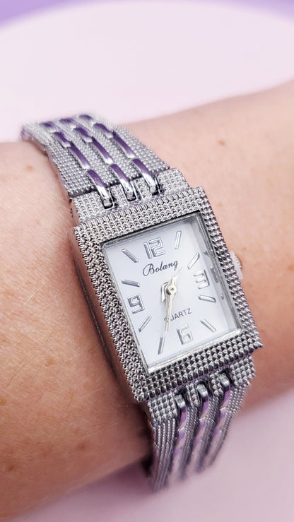 Signature Round Quartz Watch