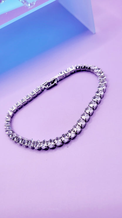 Sparkly Round Crystal Trio Necklace, Earrings & Bracelet