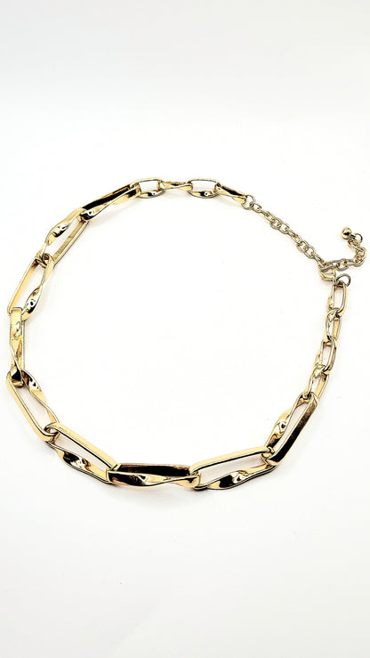 Rectangular Link Chain Necklace