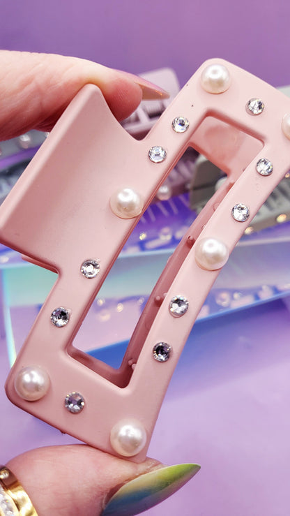 Pearl Essence Square Hair Clamps Pack of 12