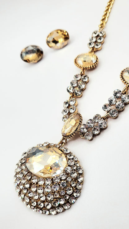 Oval Jewelled Crystal Necklace Set
