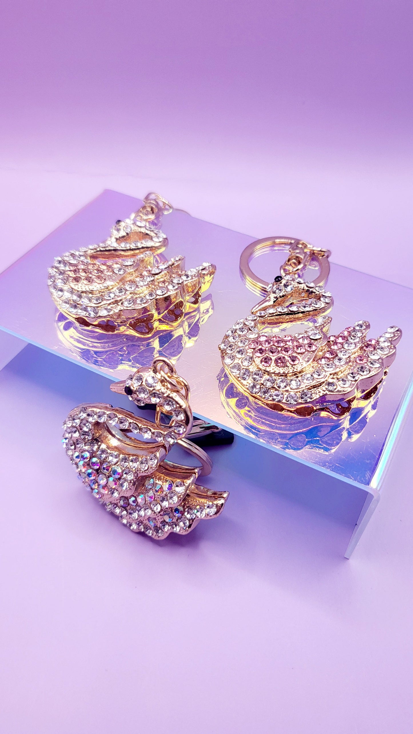 Sitting Swan Key Ring