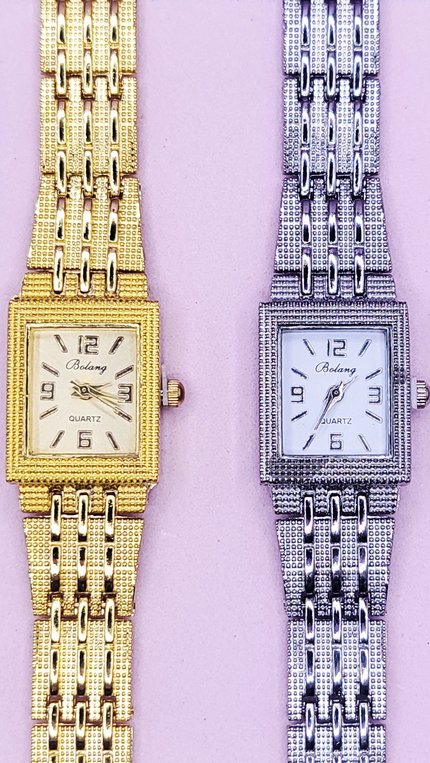 Signature Round Quartz Watch
