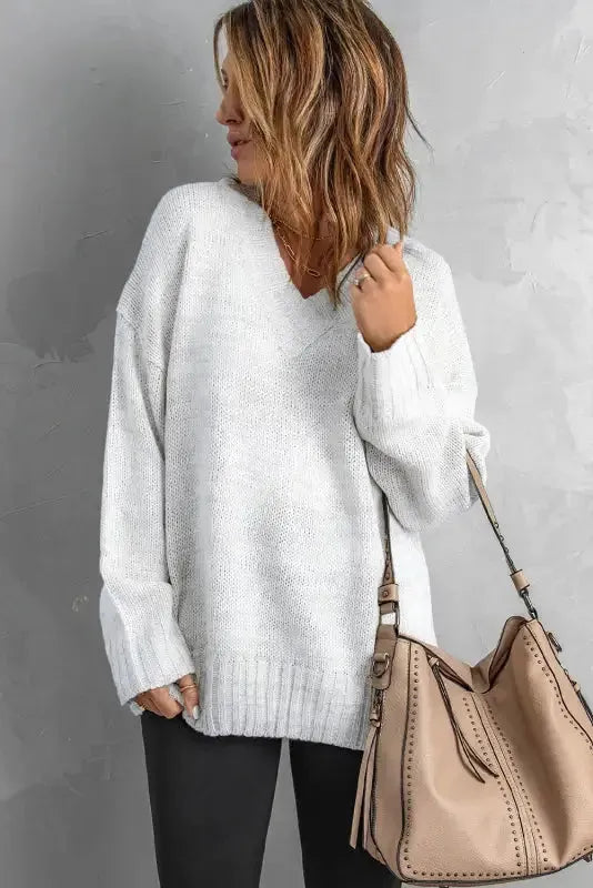 White V-neck Drop Shoulder Knit Sweater-4